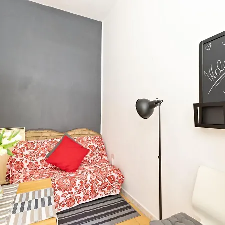 Simplistic Holiday In With Parking Nyaraló *